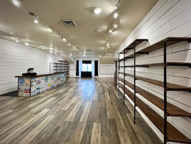 A low-cost entry into retail real estate in a proven tourist - photo 9