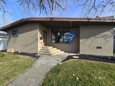 Yellowstone River Home Active Under Contract in Miles City Montana