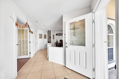 Spacious and well-designed 4-bedroom, 3-bath home with a 3-car - photo 7