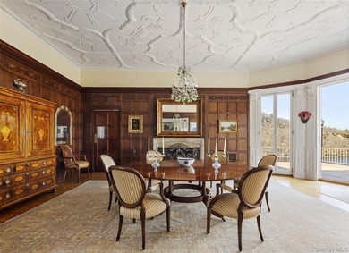 Commissioned in 1910 by H. Leroy Emmet, and masterfully designed - photo 12