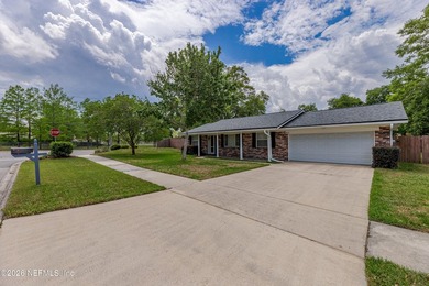 Come explore this well-maintained single-family brick home - photo 3