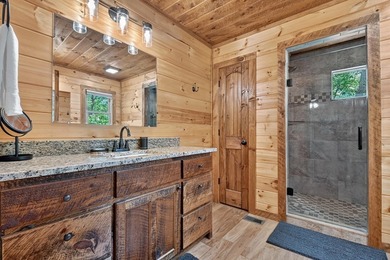 Nestled in the heart of the Blue Ridge Mountains, this adorable - photo 18