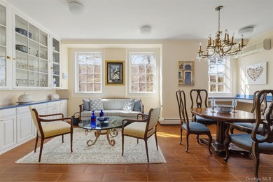 Commissioned in 1910 by H. Leroy Emmet, and masterfully designed - photo 19