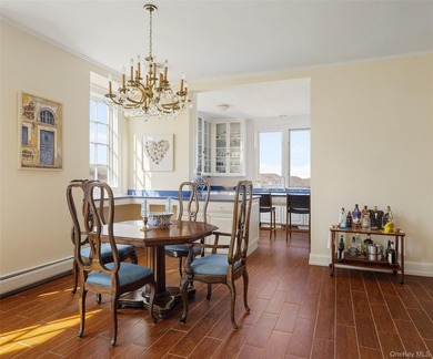 Commissioned in 1910 by H. Leroy Emmet, and masterfully designed - photo 20