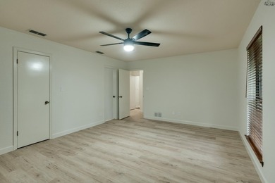 Tucked on a corner lot in Midwestern Park, this 4-bed, 3-bath - photo 29