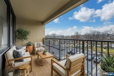 Welcome to Horizon House residence 6 Horizon Road #306 Fort Lee