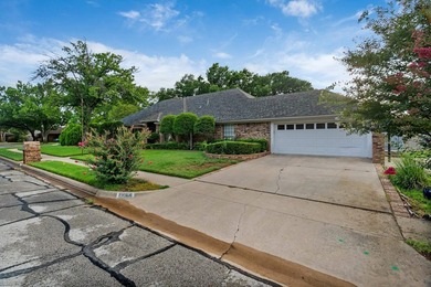 Tucked on a corner lot in Midwestern Park, this 4-bed, 3-bath - photo 39