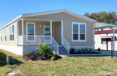 Lake Home For Sale in Leesburg, Florida