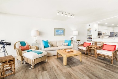 Beachfront Condo Beauty! Looking for beachfront condo with - photo 7