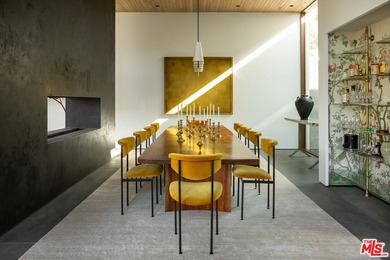 A new contemporary, this Point Dume residence designed by - photo 7