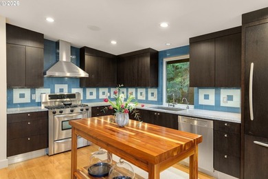 Lake living at its finest with Exceptional privacy. Welcome to - photo 11
