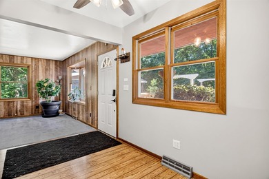 Three bedroom, two bath home located on the top of a hill - photo 25