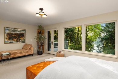 Lake living at its finest with Exceptional privacy. Welcome to - photo 25