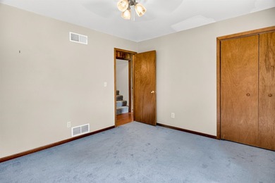 Three bedroom, two bath home located on the top of a hill - photo 44