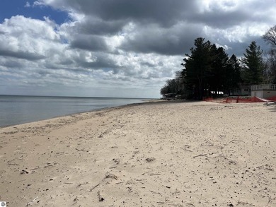 Very desirable stretch of sugar-sand beach with 60 frontage - photo 3