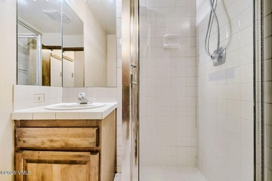 Own the ultimate mountain lifestyle in this primely positioned - photo 13