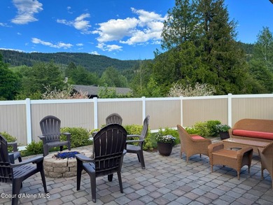 Exceptional location, custom home with an open design, mountain - photo 19