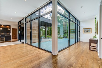 Refined architecture, dramatic living spaces, integrated - photo 22