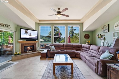 Drive-to Tenmile Lake waterfront retreat with rare boathouse and - photo 24
