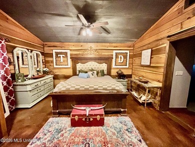 This beautifully built 1,940 sq ft two-story brick home, built - photo 10