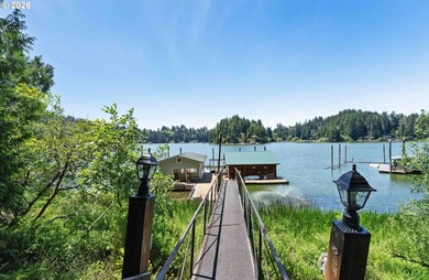 Drive-to Tenmile Lake waterfront retreat with rare boathouse and - photo 30