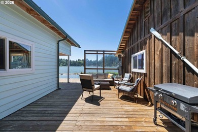 Drive-to Tenmile Lake waterfront retreat with rare boathouse and - photo 36