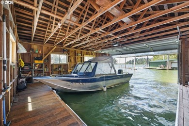 Drive-to Tenmile Lake waterfront retreat with rare boathouse and - photo 40