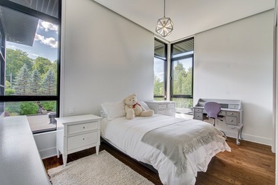 Refined architecture, dramatic living spaces, integrated - photo 45