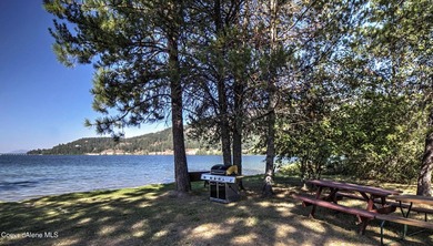 Exceptional location, custom home with an open design, mountain - photo 49