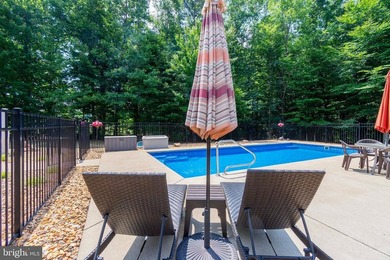 Welcome to your private Lake Anna retreat! Situated on 3.28 - photo 5