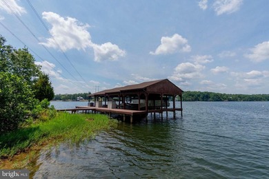 Welcome to your private Lake Anna retreat! Situated on 3.28 - photo 7