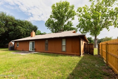3 Bedooom, 2 bath ranch style home located in Argyle Forest ,a - photo 3