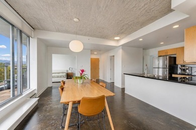 One-of-a-kind sub-penthouse at The Left Bank-a premier concrete - photo 4