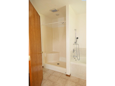 MLS# 294316 A Rare Opportunity - Exceptional Quality, Thoughtful - photo 11