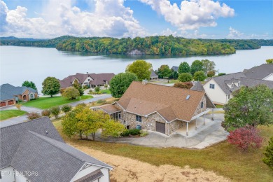 Tellico Lake Home For Sale in Maryville Tennessee