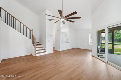 Beautifully updated townhome in Turtleback Crossing, located - photo 8