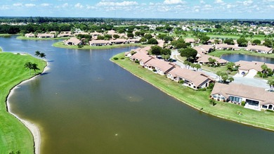(private lake, pond, creek) Home For Sale in Boynton Beach Florida