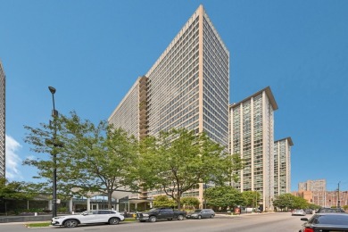 Lake Home For Sale in Chicago, Illinois