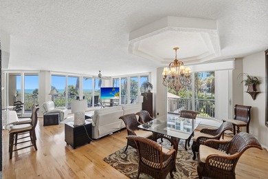 Sun-drenched oceanfront luxury awaits in this stunning SE corner - photo 9