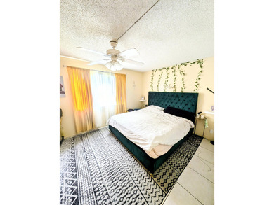 Lake Condo For Sale in Lauderhill, Florida