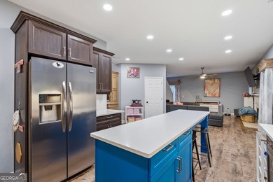 This beautifully maintained home combines classic charm - photo 12