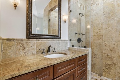 Welcome to 111 Palmyra Ave, a stunning 4/5-bedroom residence set - photo 18