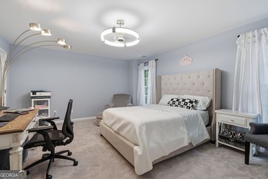 This beautifully maintained home combines classic charm - photo 23