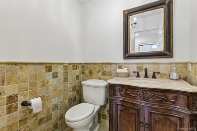 Welcome to 111 Palmyra Ave, a stunning 4/5-bedroom residence set - photo 24