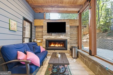 This beautifully maintained home combines classic charm - photo 25