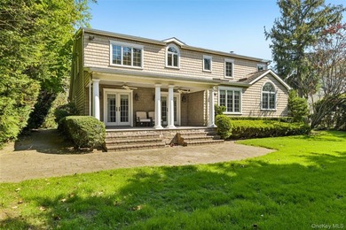 Welcome to 111 Palmyra Ave, a stunning 4/5-bedroom residence set - photo 27