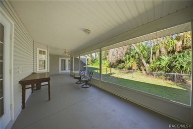 Beautiful 3 bedroom, 2.5 bath home located in the historic town - photo 27