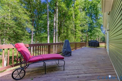This gorgeous 3 bedroom (+guest suite/flex space) waterfront - photo 33