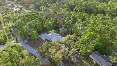 Beautiful 3 bedroom, 2.5 bath home located in the historic town - photo 34