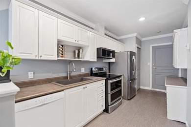 Southwest-facing suite in Polo Pacific, a boutique residence one - photo 8